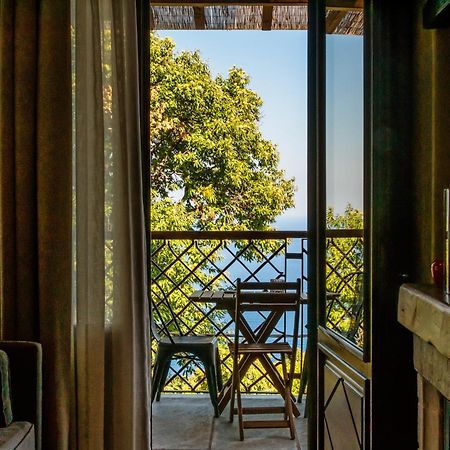 Adama Hotel Mouresi Ngoại thất bức ảnh
